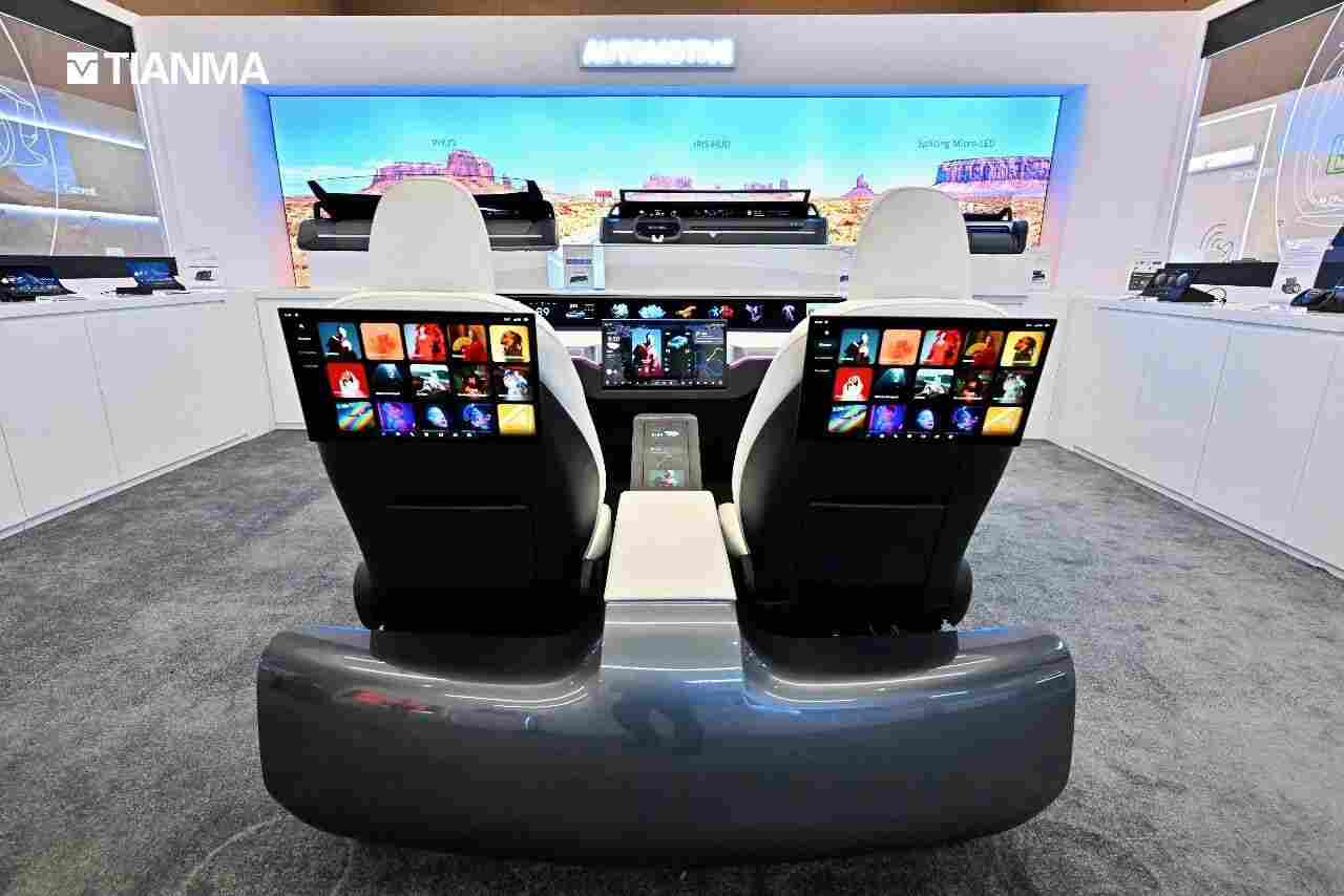 CES 2026：天马首发新一代智能座舱解决方案，挑战驾驶视觉极限